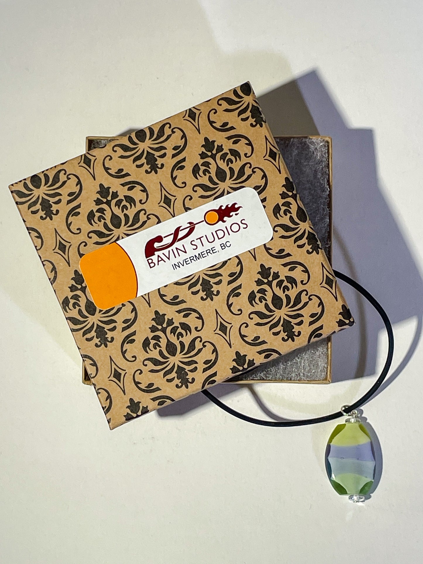 Paradise Pendant Necklace - [#2515]