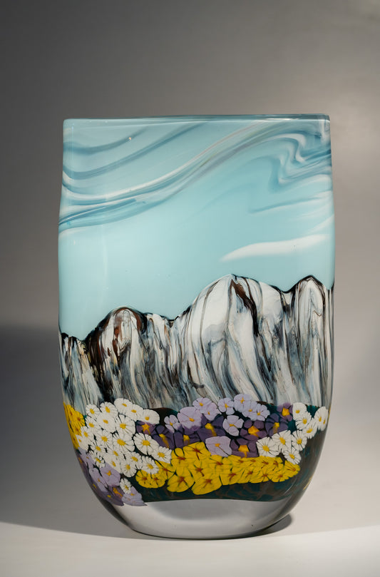 Summit Vase - #251218-1