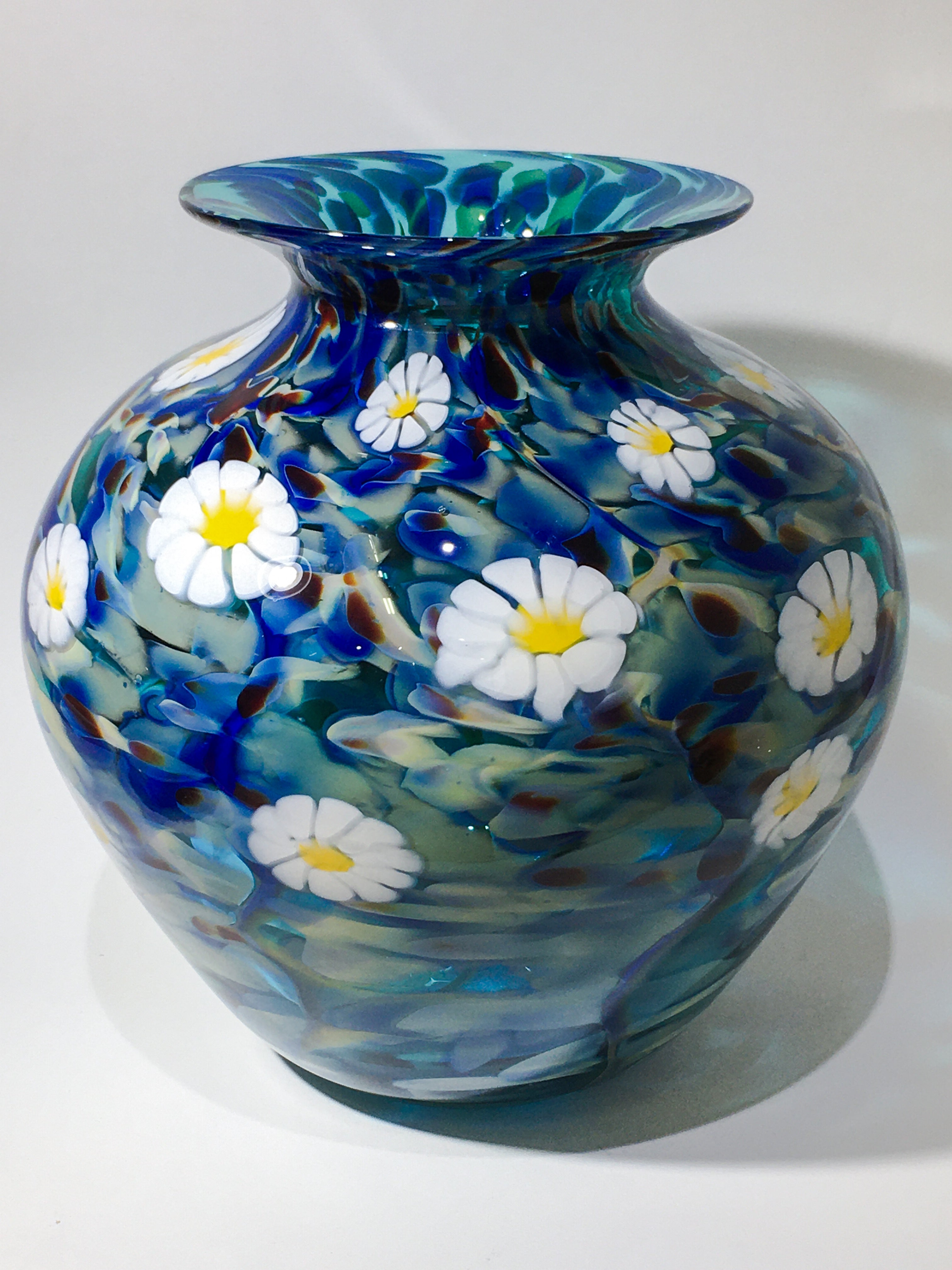 Wind Flower Vase - #231129-1 – Bavin Glassworks