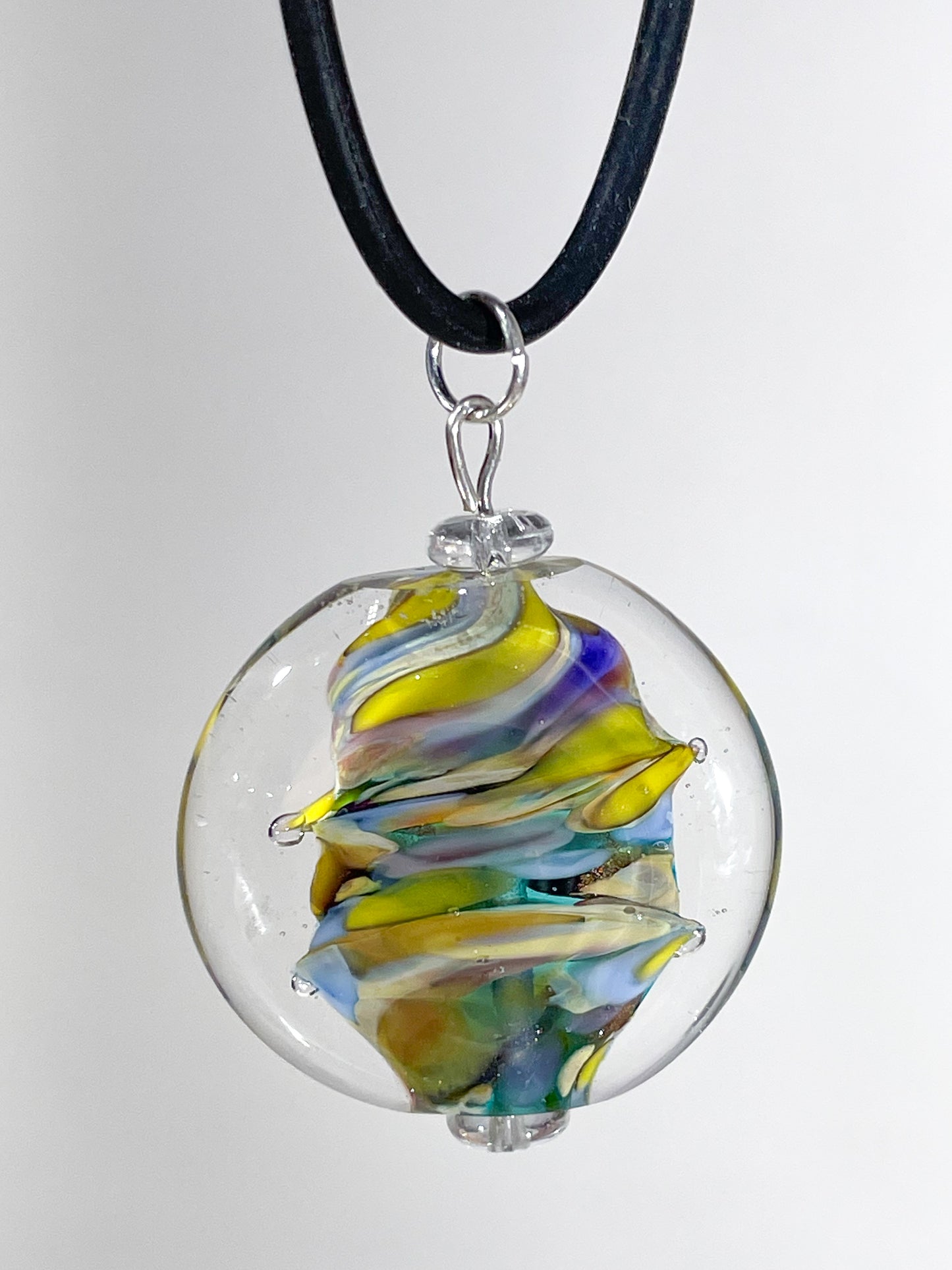 Paradise Pendant Necklace - [#2518]